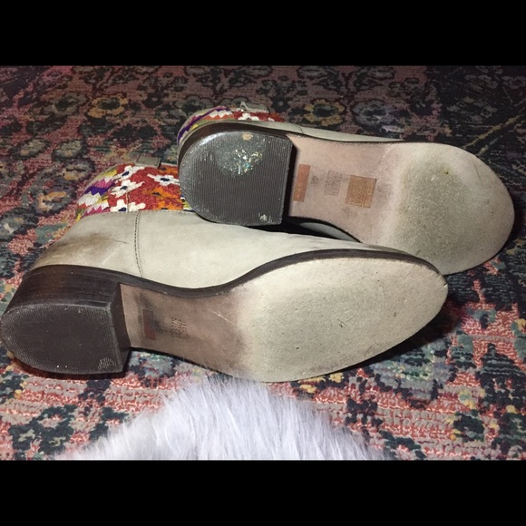 Embroidered Southwestern Tapestry Ankle Boots - Picture 5 of 6